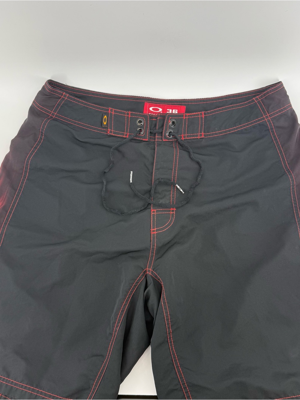 Vintage Oakley Software Bermuda Surfing Board Flame Skull Shorts Size 36 Rare
